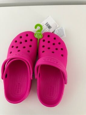NWT kids crocs